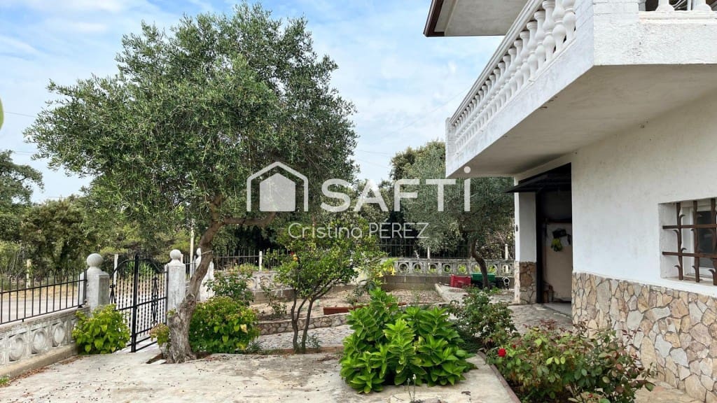 3 soveværelse Villa til salg i Blanes med garage - € 360.000 (Ref: 9437096)