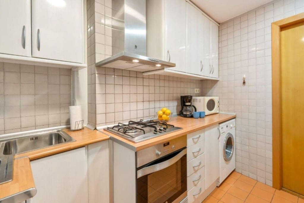 1 quarto Apartamento para venda em Barcelona cidade - 375 000 € (Ref: 9437097)