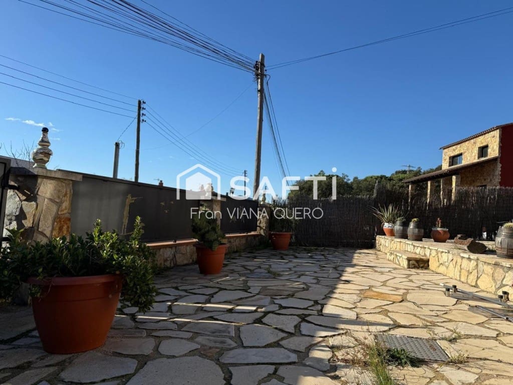 3 sovrum Villa till salu i Tordera med garage - 358 000 € (Ref: 9437098)