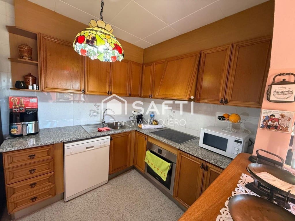 3 sovrum Villa till salu i Tordera med garage - 358 000 € (Ref: 9437098)