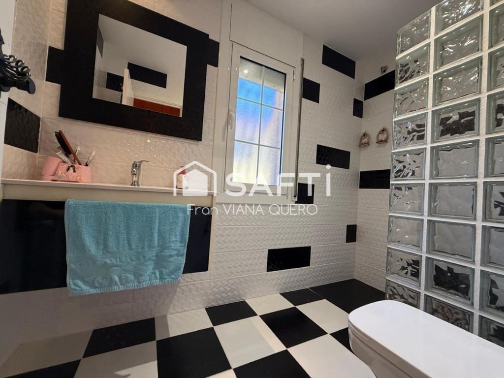 3 sovrum Villa till salu i Tordera med garage - 358 000 € (Ref: 9437098)