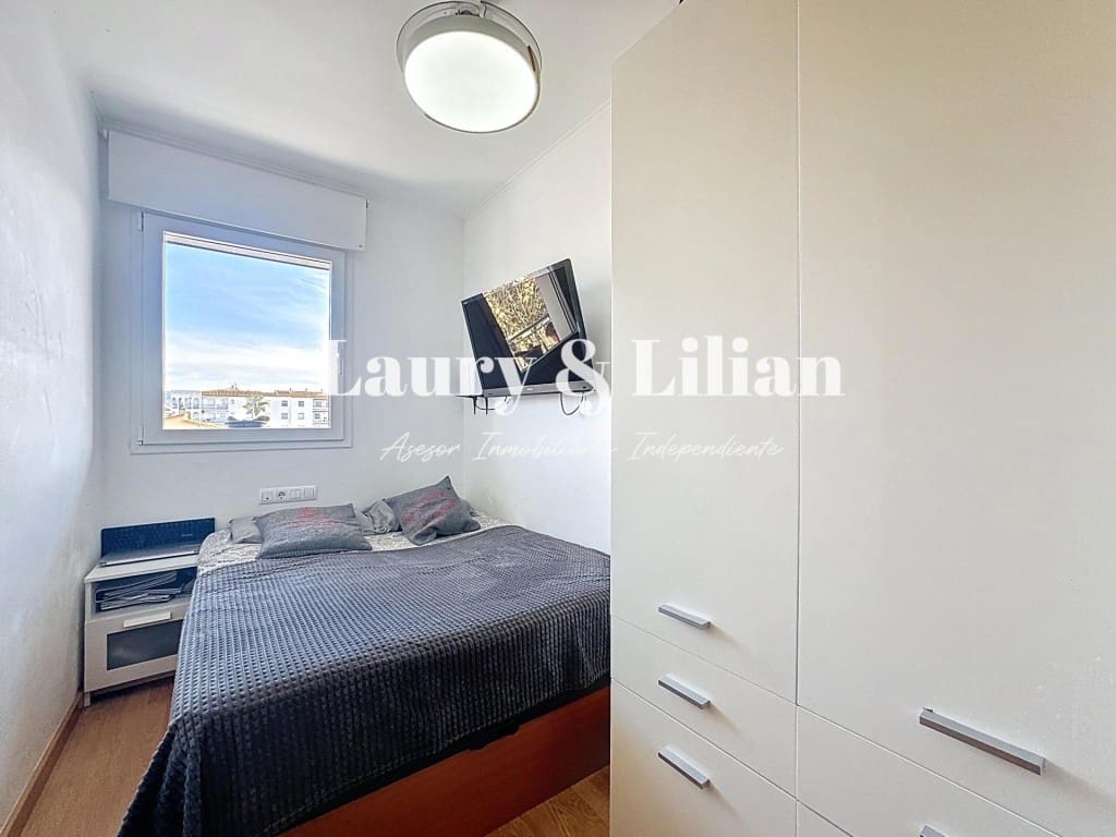 2 sypialnia Apartament na sprzedaż w Empuriabrava z basenem - 189 000 € (Ref: 9437099)