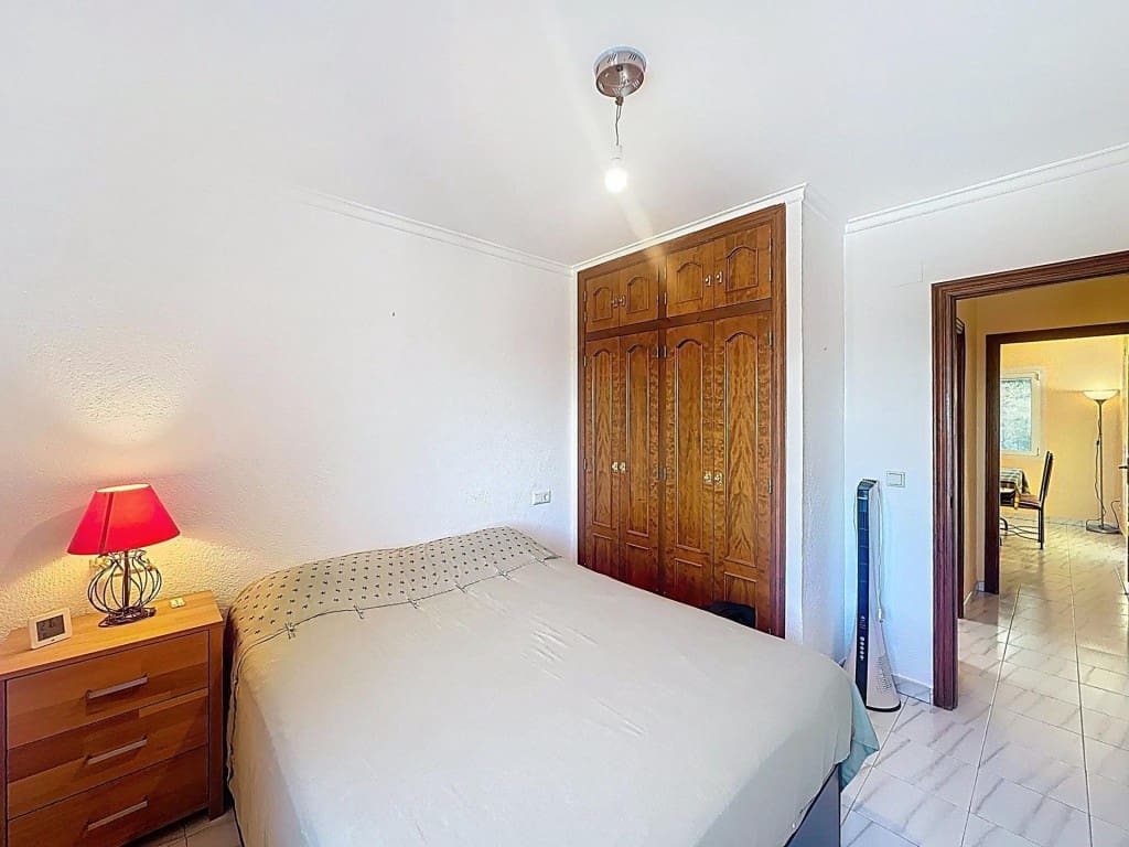 4 bedroom Villa for sale in Pedreguer with garage - € 440,000 (Ref: 9437102)