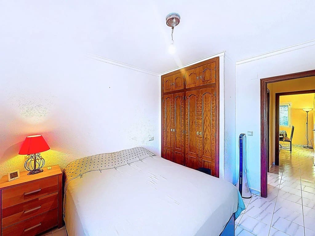 4 bedroom Villa for sale in Pedreguer with garage - € 440,000 (Ref: 9437102)