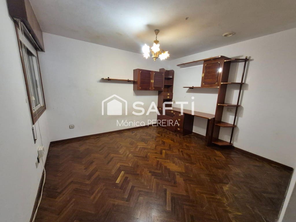 3 bedroom Apartment for sale in Arteixo with garage - € 180,000 (Ref: 9437107)