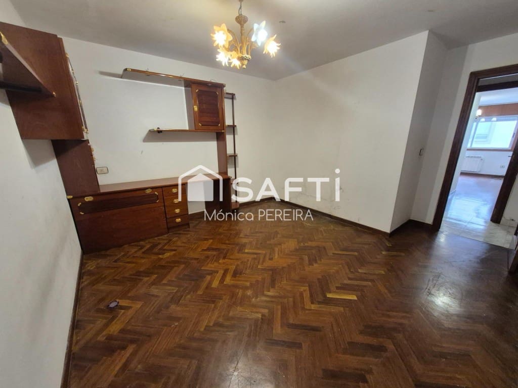 3 bedroom Apartment for sale in Arteixo with garage - € 180,000 (Ref: 9437107)