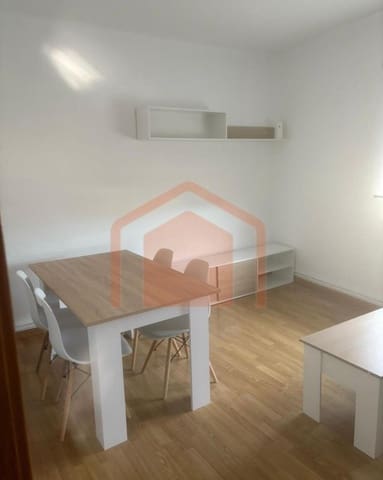 3 bedroom Apartment for sale in Salamanca city - € 160,000 (Ref: 9437108)