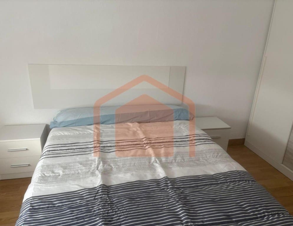 3 bedroom Apartment for sale in Salamanca city - € 160,000 (Ref: 9437108)