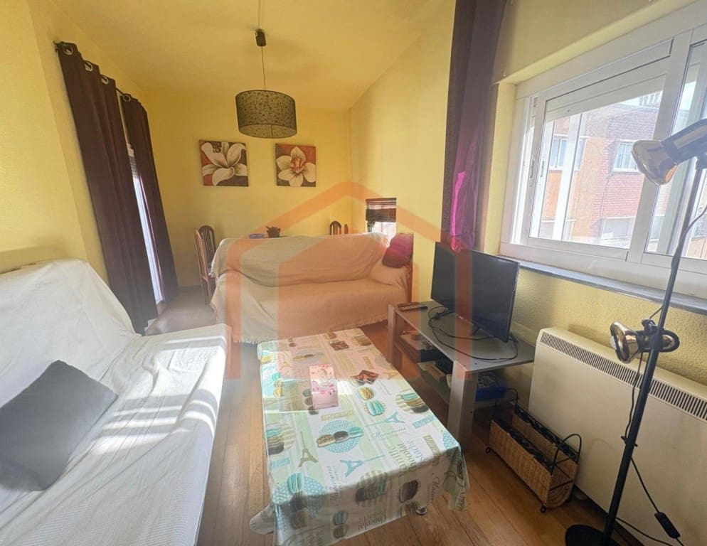 3 bedroom Apartment for sale in Salamanca city - € 160,000 (Ref: 9437109)