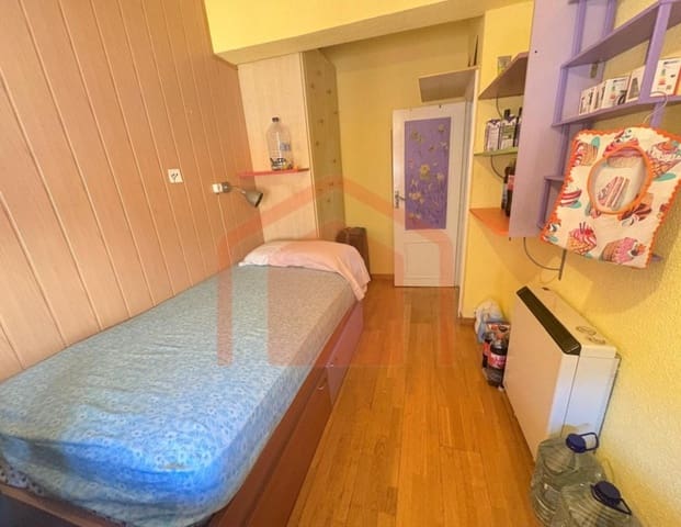 3 bedroom Apartment for sale in Salamanca city - € 160,000 (Ref: 9437109)