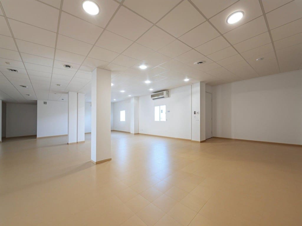 Erhverv til salg i Ontinyent - € 140.000 (Ref: 9439960)