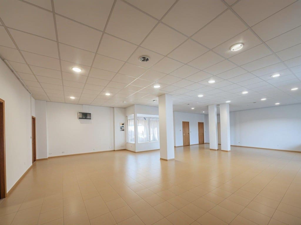 Erhverv til salg i Ontinyent - € 140.000 (Ref: 9439960)