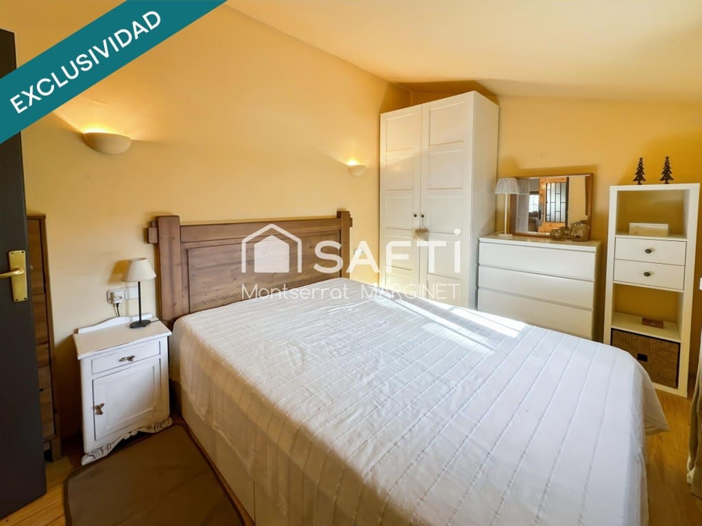 3 bedroom Finca/Country House for sale in Borreda - € 189,000 (Ref: 9439961)