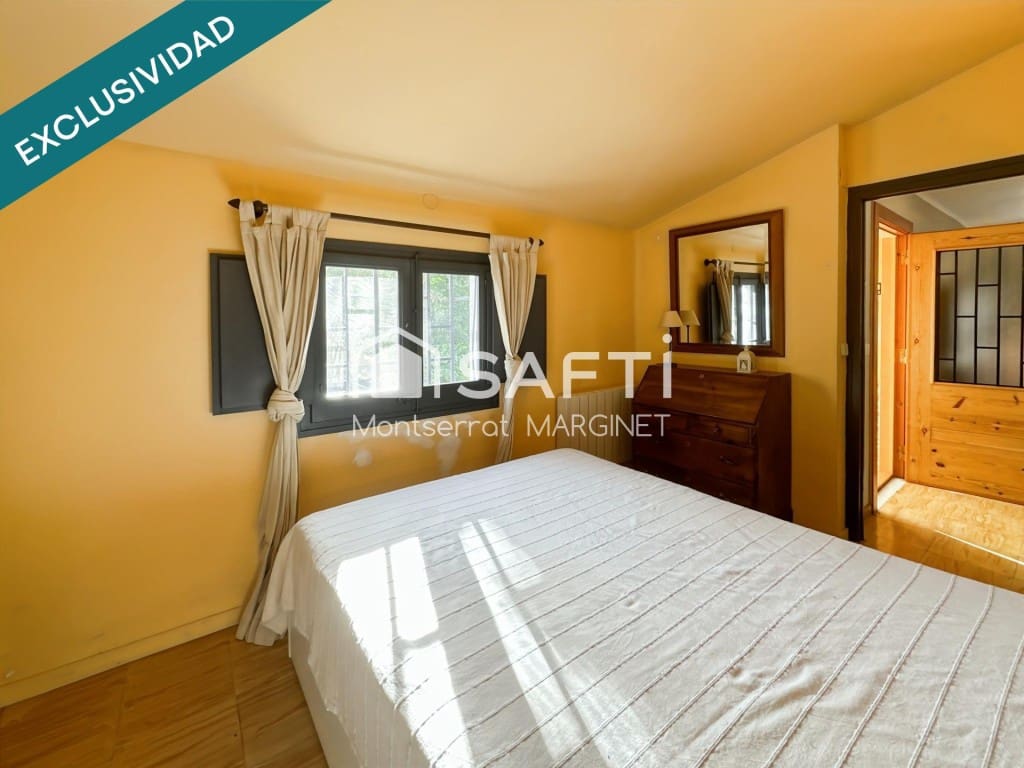 3 bedroom Finca/Country House for sale in Borreda - € 189,000 (Ref: 9439961)