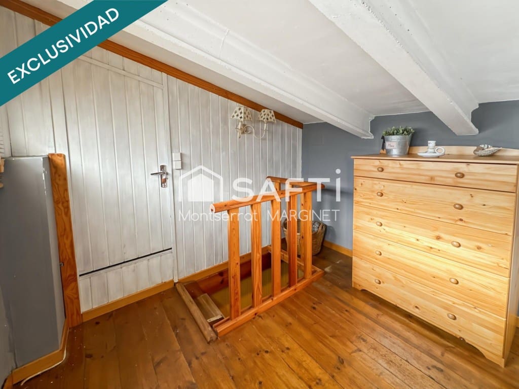 3 bedroom Finca/Country House for sale in Borreda - € 189,000 (Ref: 9439961)