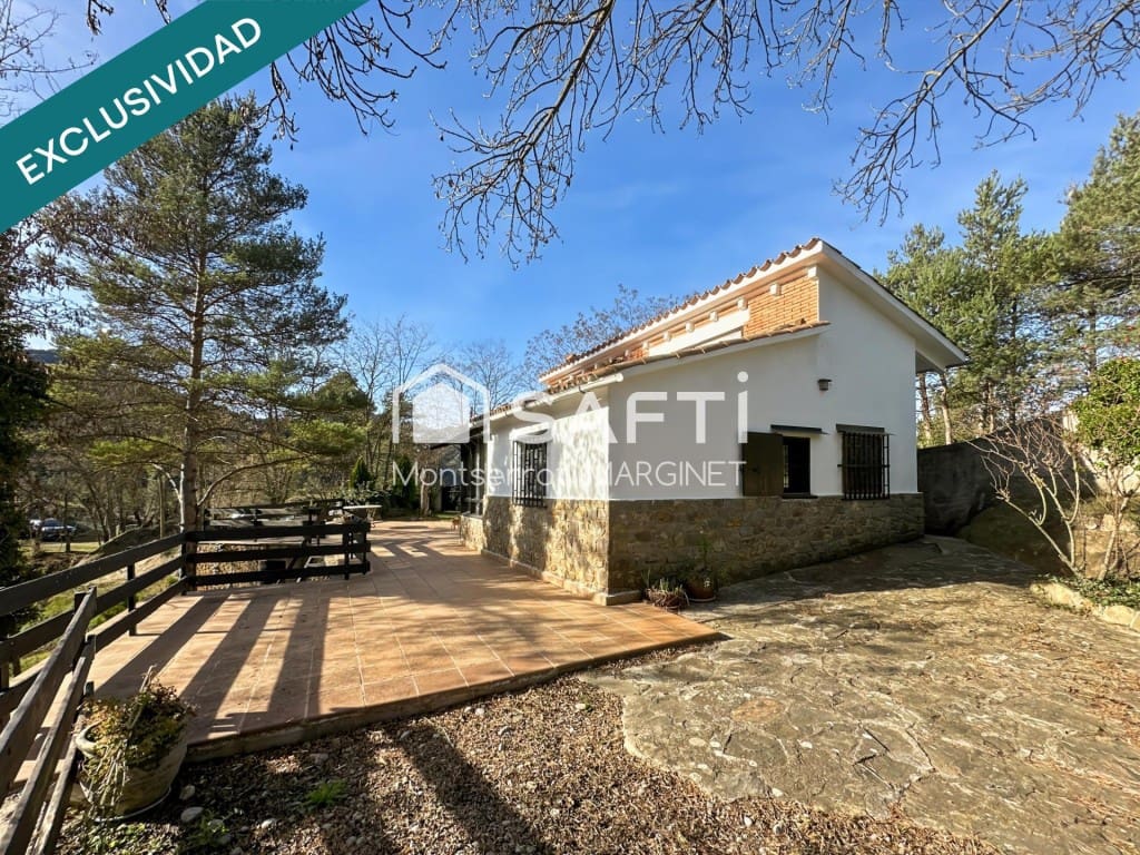 3 bedroom Finca/Country House for sale in Borreda - € 189,000 (Ref: 9439961)