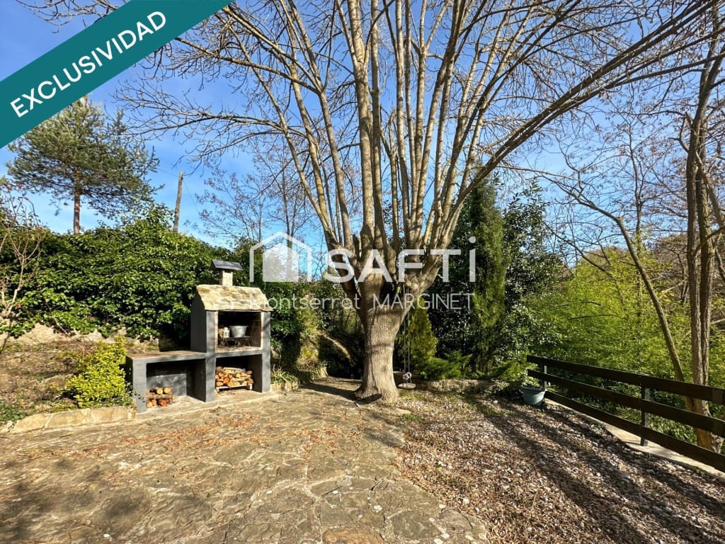 3 bedroom Finca/Country House for sale in Borreda - € 189,000 (Ref: 9439961)