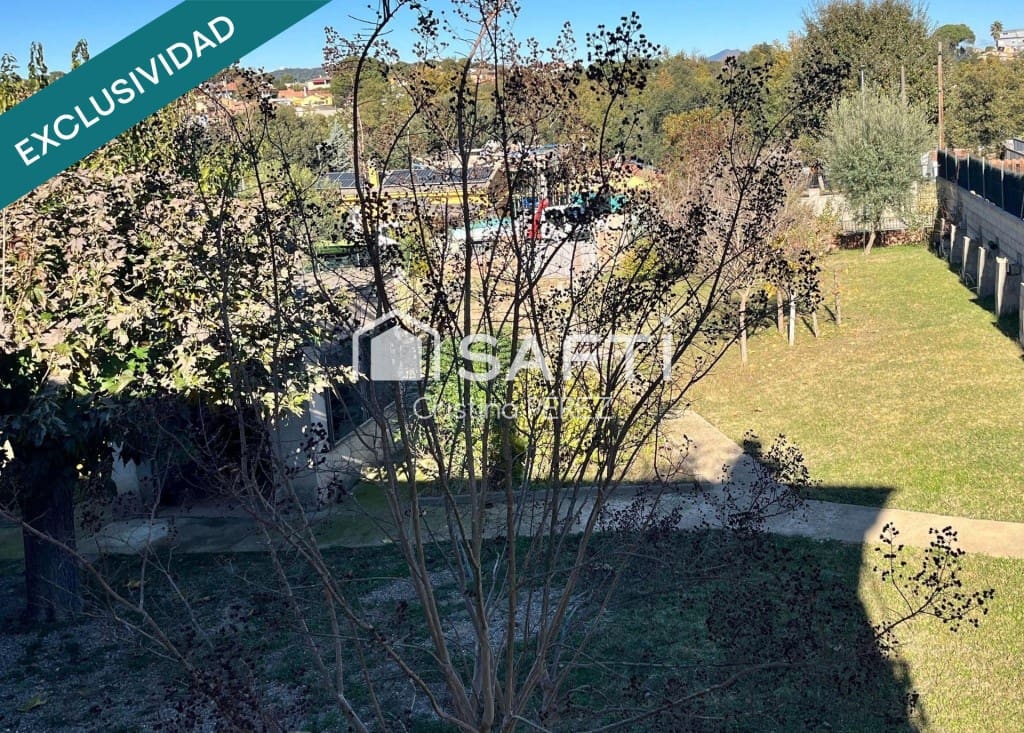 4 soveværelse Villa til salg i Santa Coloma de Farners - € 320.000 (Ref: 9439962)
