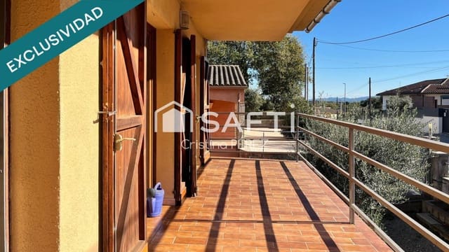 4 soveværelse Villa til salg i Santa Coloma de Farners - € 320.000 (Ref: 9439962)