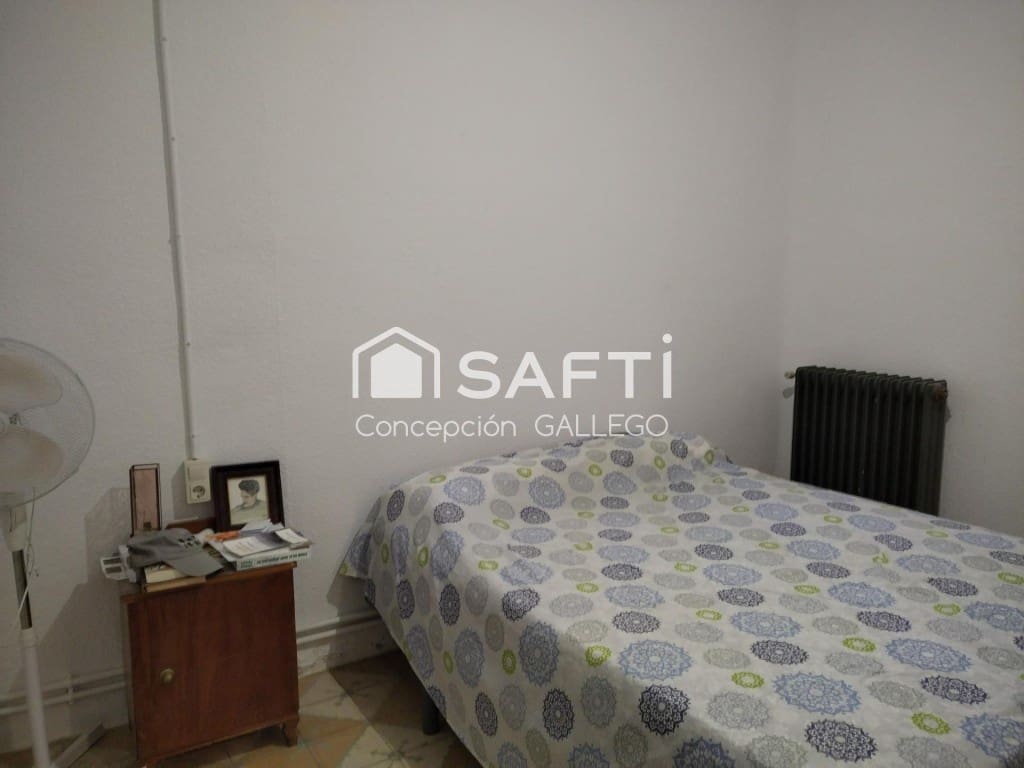 4 slaapkamer Villa te koop in Alcazar de San Juan met garage - € 115.000 (Ref: 9439964)