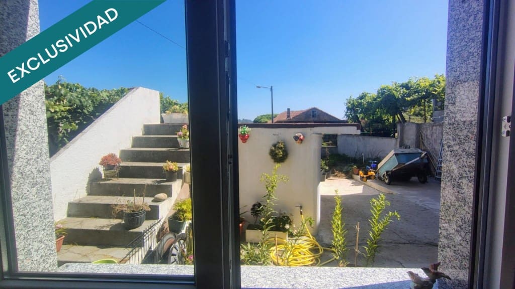 4 sovrum Villa till salu i Santiago de Compostela - 330 000 € (Ref: 9439965)