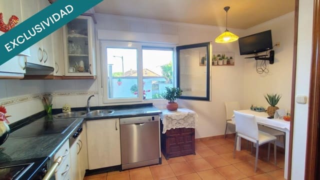 4 sovrum Villa till salu i Santiago de Compostela - 330 000 € (Ref: 9439965)