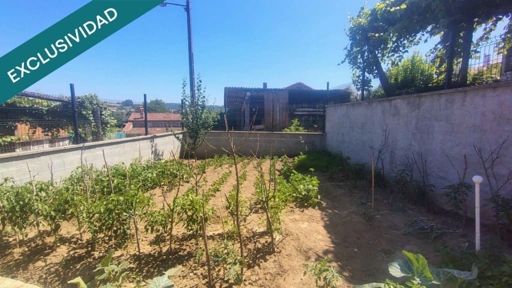 4 sovrum Villa till salu i Santiago de Compostela - 330 000 € (Ref: 9439965)