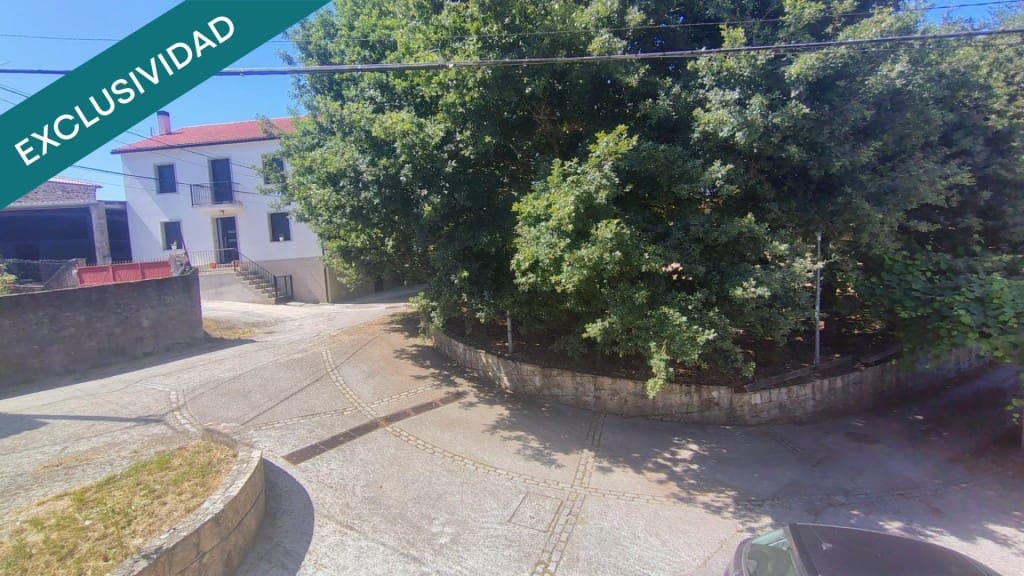 4 sovrum Villa till salu i Santiago de Compostela - 330 000 € (Ref: 9439965)