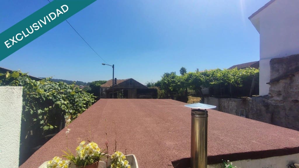 4 sovrum Villa till salu i Santiago de Compostela - 330 000 € (Ref: 9439965)