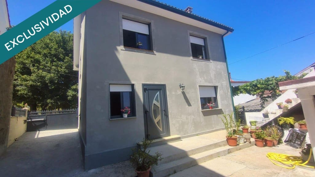 4 sovrum Villa till salu i Santiago de Compostela - 330 000 € (Ref: 9439965)