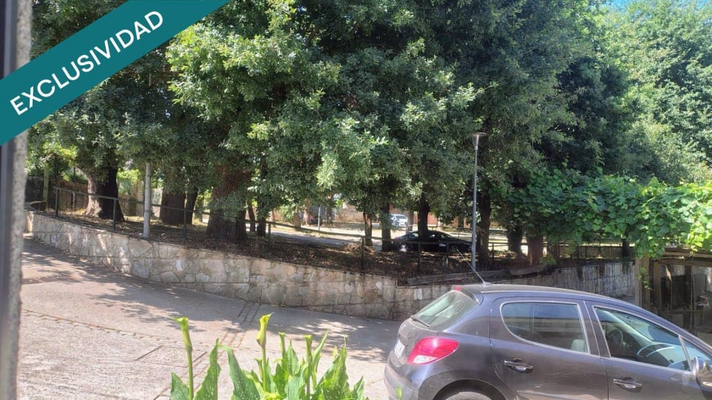 4 sovrum Villa till salu i Santiago de Compostela - 330 000 € (Ref: 9439965)