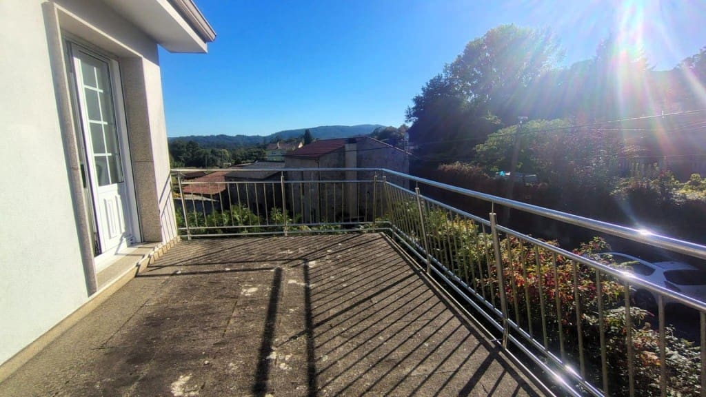 7 soveværelse Villa til salg i Teo - € 330.000 (Ref: 9439966)