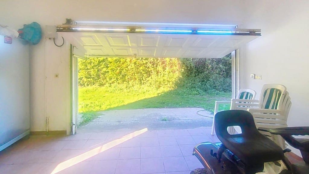 7 soveværelse Villa til salg i Teo - € 330.000 (Ref: 9439966)