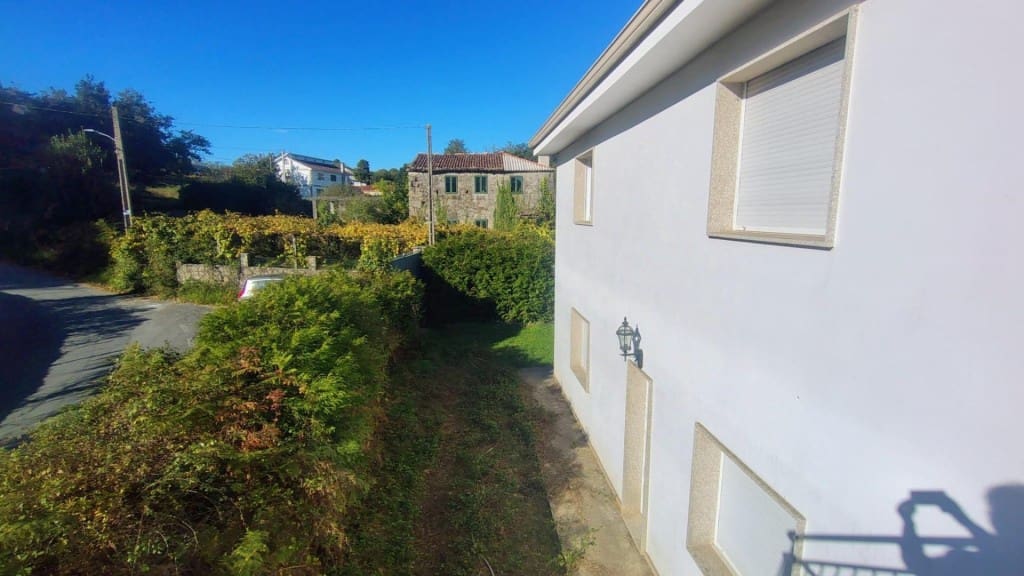 7 soveværelse Villa til salg i Teo - € 330.000 (Ref: 9439966)