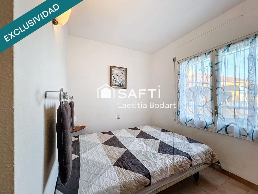 3 soverom Rekkehus til salgs i Empuriabrava med garasje - € 195 000 (Ref: 9439968)