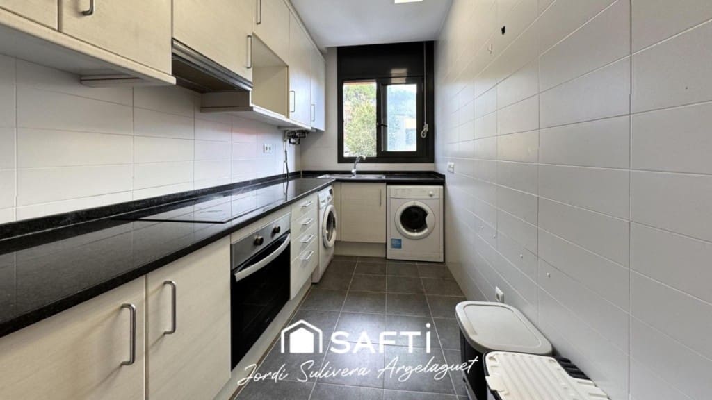 2 sovrum Lägenhet till salu i Palamos - 215 000 € (Ref: 9439969)