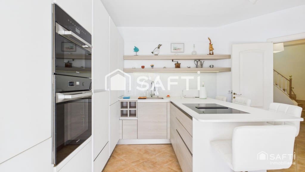 3 soveværelse Villa til salg i Calvia med swimmingpool garage - € 1.325.000 (Ref: 9439970)