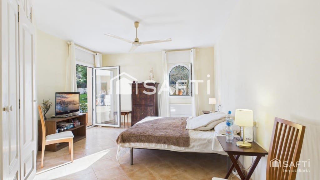 3 soveværelse Villa til salg i Calvia med swimmingpool garage - € 1.325.000 (Ref: 9439970)