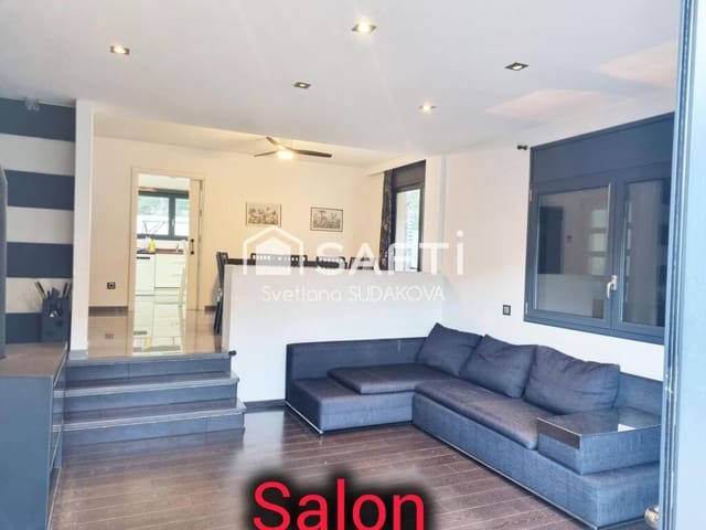 4 soveværelse Villa til salg i Castell d'Aro, Castell-Platja d'Aro - € 749.000 (Ref: 9439971)