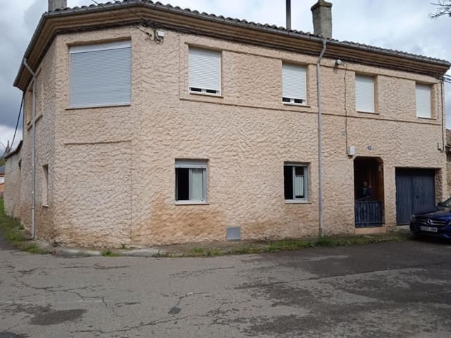 5 soveværelse Villa til salg i Santa María de Ordás - € 71.000 (Ref: 9439972)