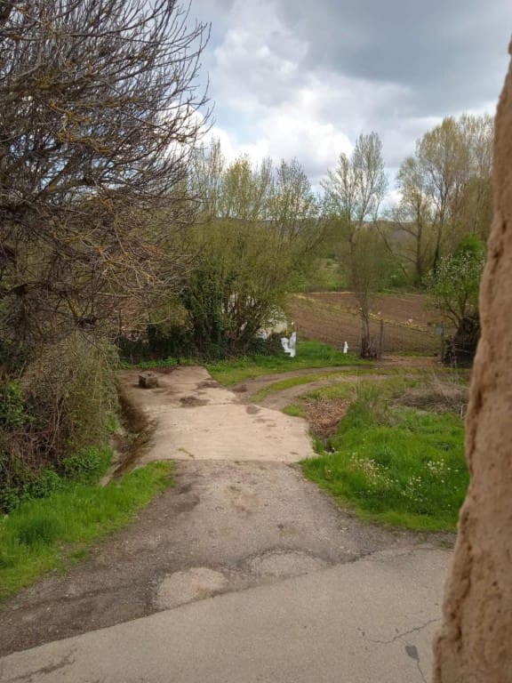 5 bedroom Villa for sale in Santa Maria de Ordas - € 71,000 (Ref: 9439972)