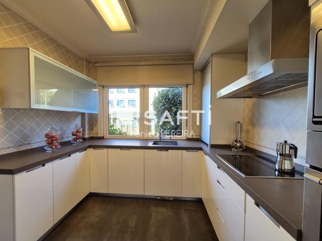 4 soverom Villa til salgs i Nigrán med garasje - € 780 000 (Ref: 9439973)