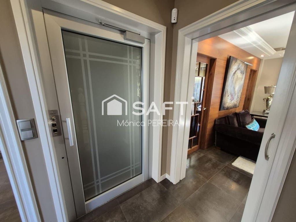 4 soverom Villa til salgs i Nigran med garasje - € 780 000 (Ref: 9439973)