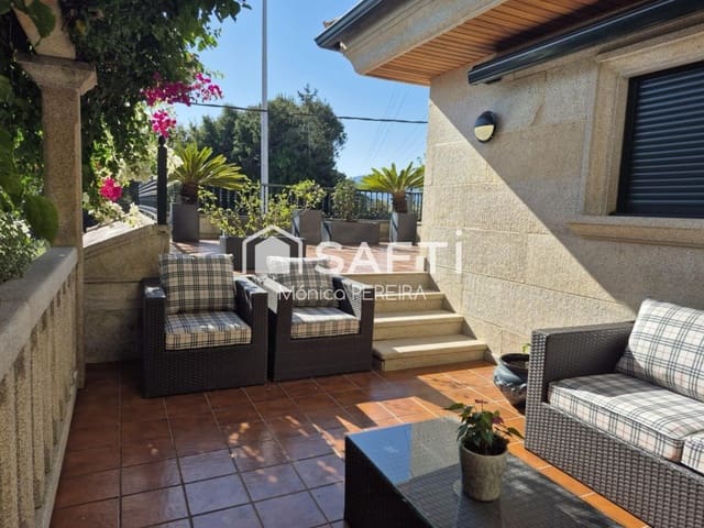 4 soverom Villa til salgs i Nigrán med garasje - € 780 000 (Ref: 9439973)