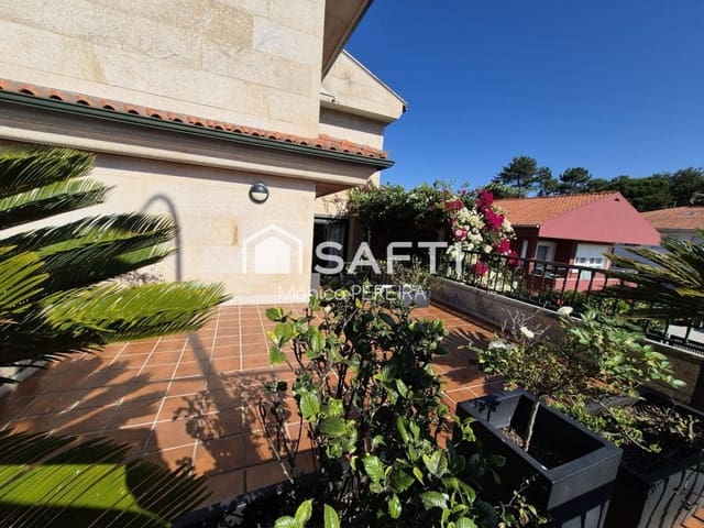 4 soverom Villa til salgs i Nigrán med garasje - € 780 000 (Ref: 9439973)