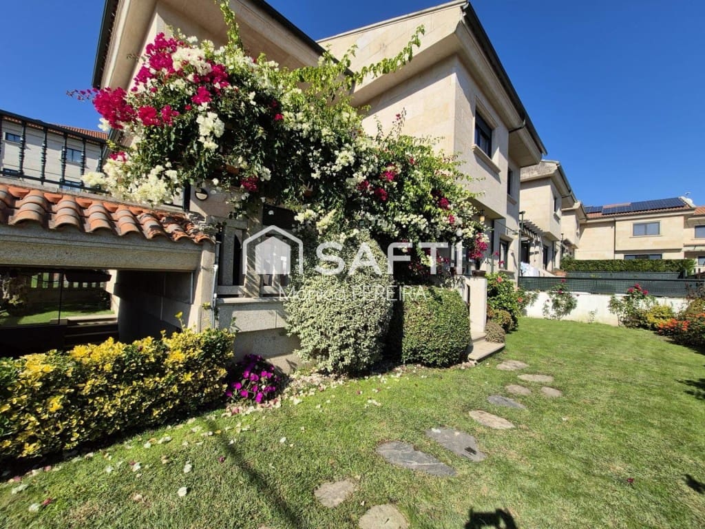 4 soverom Villa til salgs i Nigran med garasje - € 780 000 (Ref: 9439973)