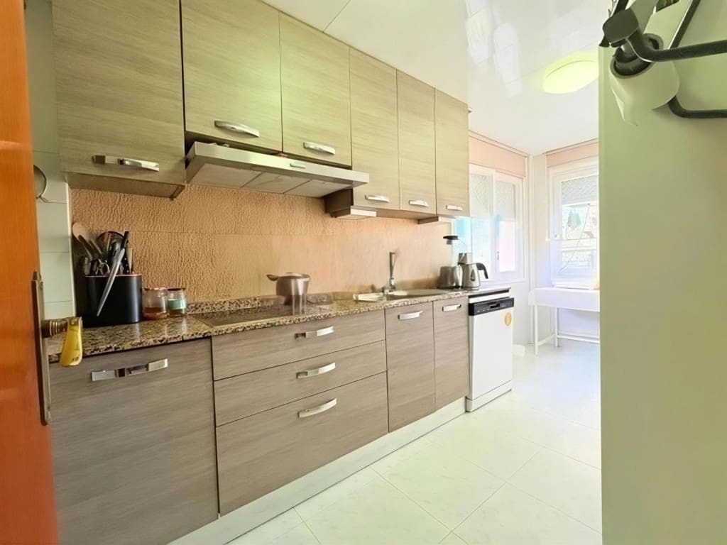 4 sovrum Radhus till salu i Teia - 595 000 € (Ref: 9439974)