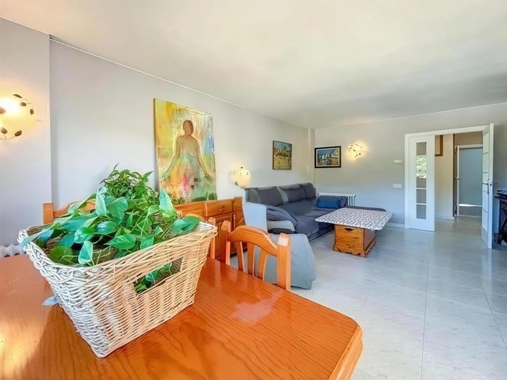 4 sovrum Radhus till salu i Teia - 595 000 € (Ref: 9439974)