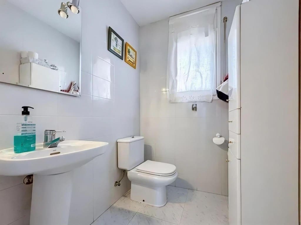 4 sovrum Radhus till salu i Teia - 595 000 € (Ref: 9439974)