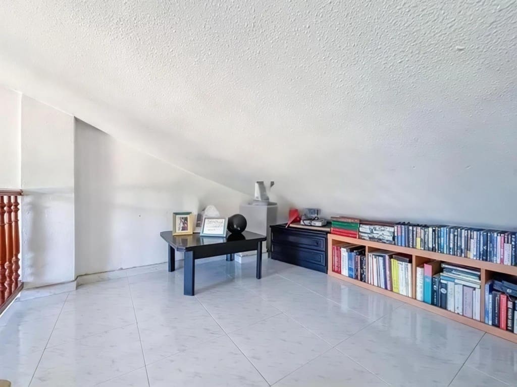 4 sovrum Radhus till salu i Teia - 595 000 € (Ref: 9439974)